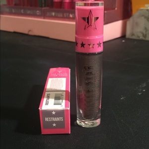 JS “Restraint” Liquid Lip